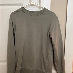 Green Crew Neck Sweatshirt for Everyday Comfort